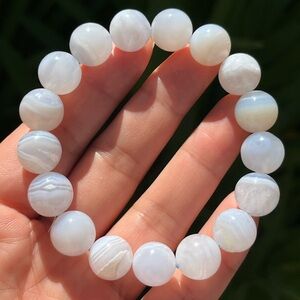 12mm‎ stretchable blue lace agate bracelet 0246